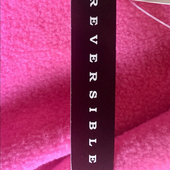 💃Host Pick💃NWT Reversible pink/black full zipper Activology. - Picture 4 of 7